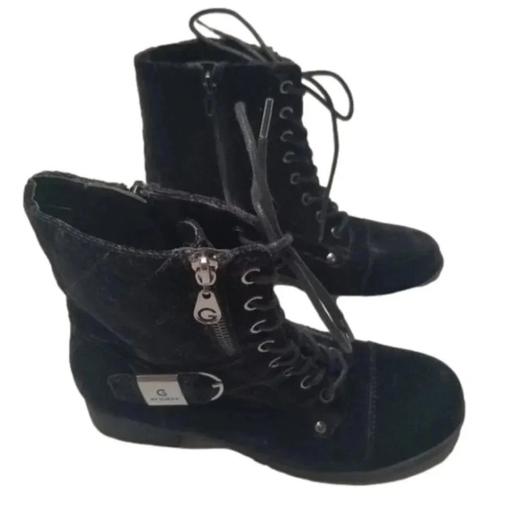 G by Guess Black Velvet Quilted  Combat Boots 6 - Picture 2 of 15